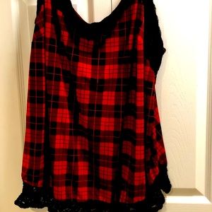 Red plaid tank